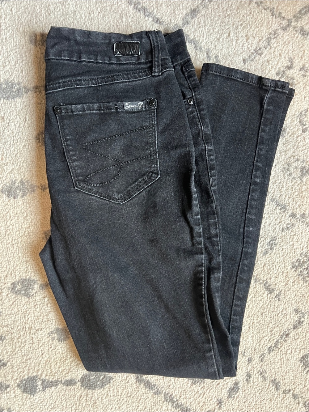 Seven7 Jeans Women's Skinny Jeans in Washed Black